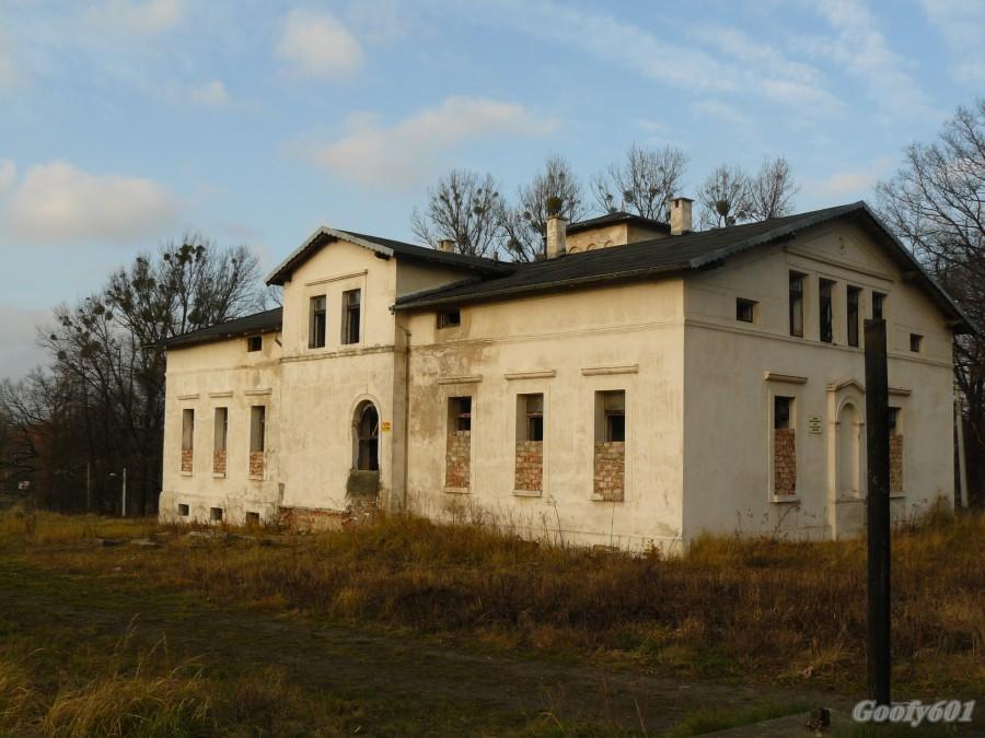 Dworek "od ogrodu".