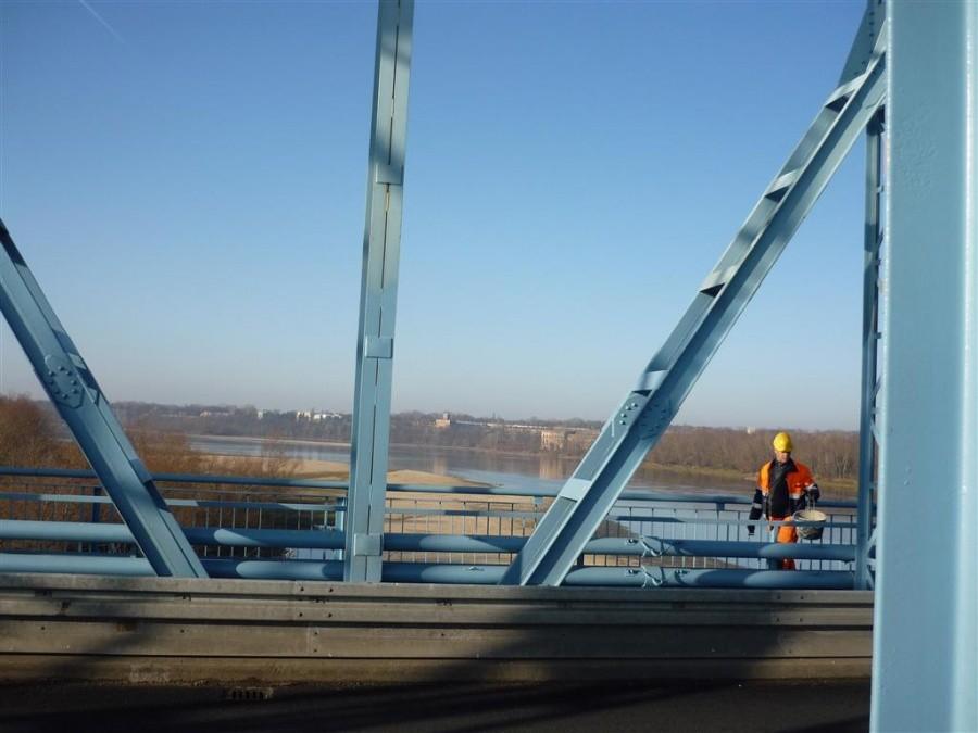 Na moście w Kazuniu obowiązuje od lata ruch wahadłowy-remont