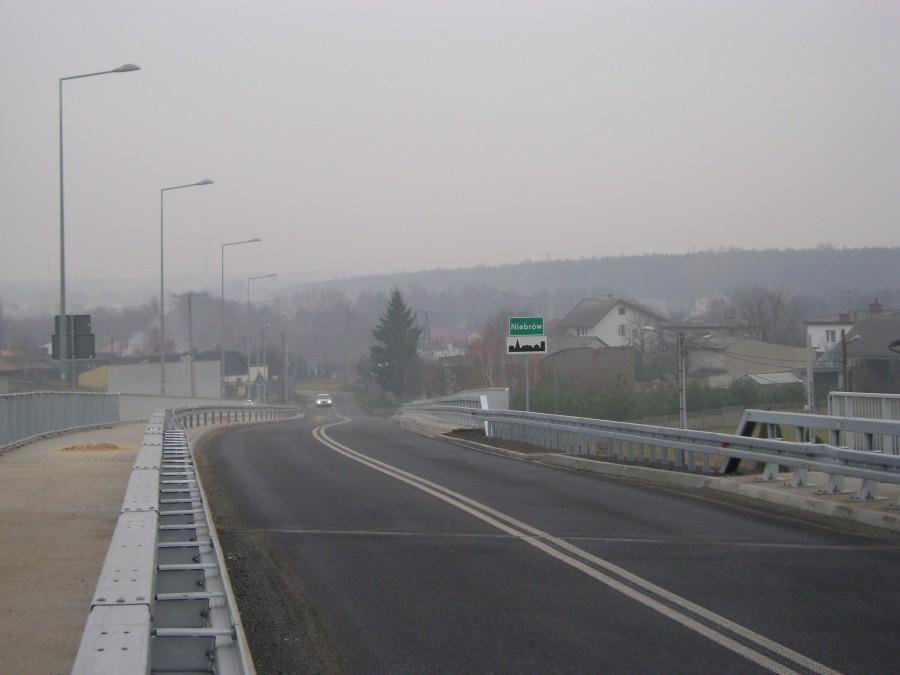 Widok na Tomaszów Mazowiecki z wiaduktu nad drogą ekpresową S-8 w Łazisku