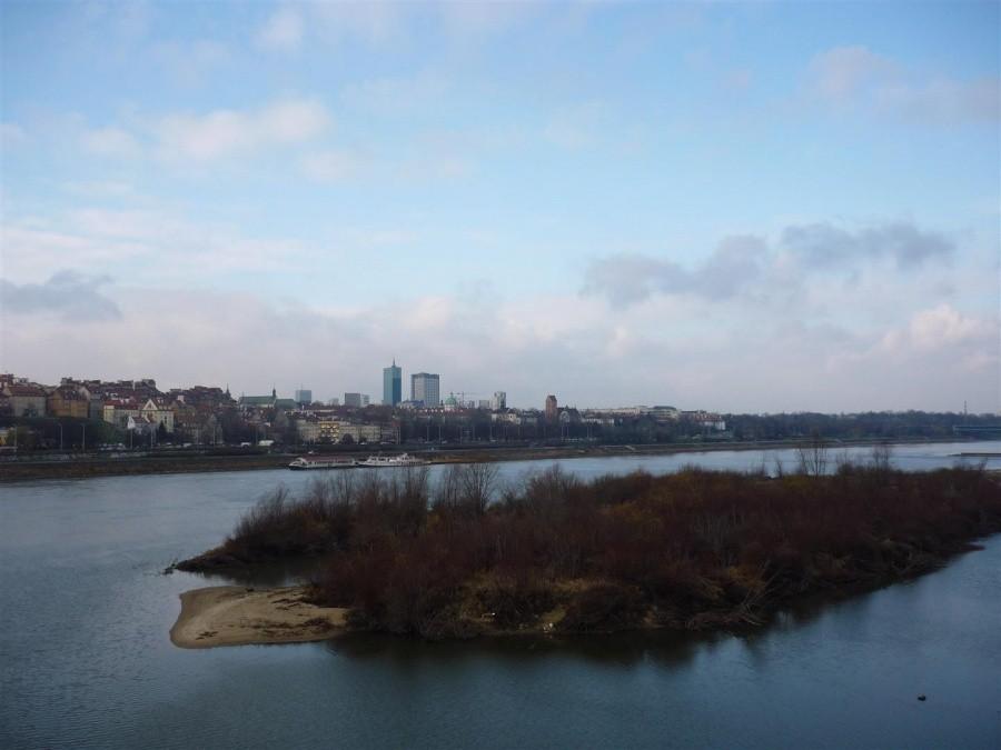 Wyspa przy praskim brzegu Wisły, widok z Mostu Śląsko-Dąbrowskiego