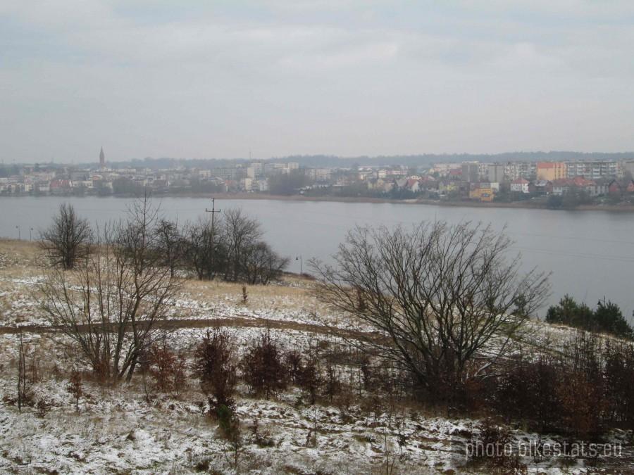 Widok z Ławki Asesora na panoramę Kartuz