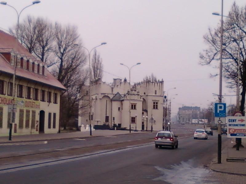 Pabianice - dwór obronny