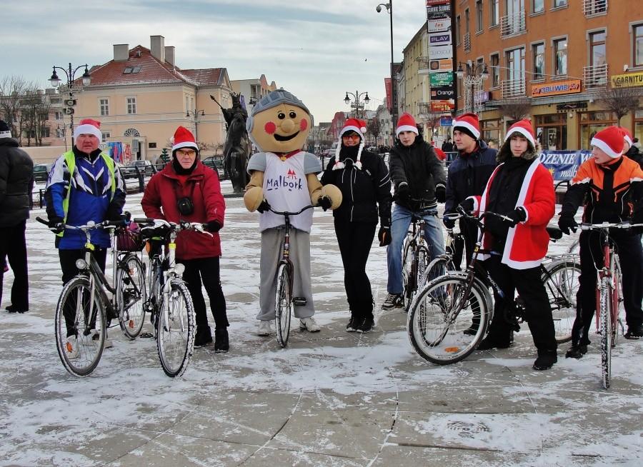 Mikołajkowa Rowerowa Masa Krytyczna - Malbork.