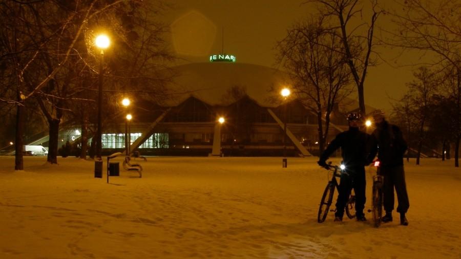 Zimowi wariaci JPbike i Drogbas przed zimową Areną