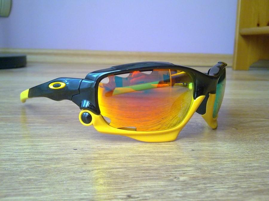 Nowa biżuteria: Oakley Jawbone LIVESTRONG :)