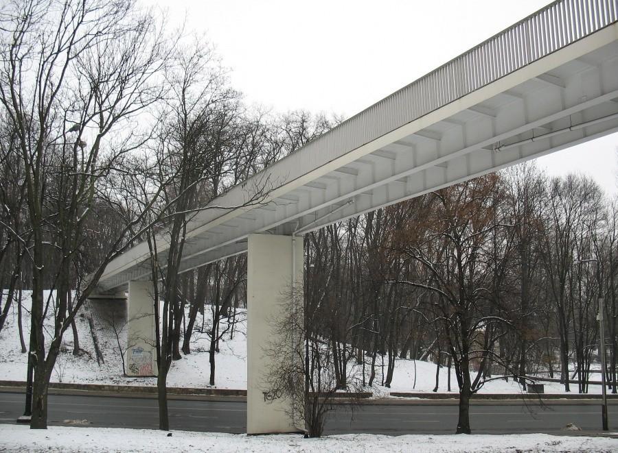 Kładka nad ul. Książęcą