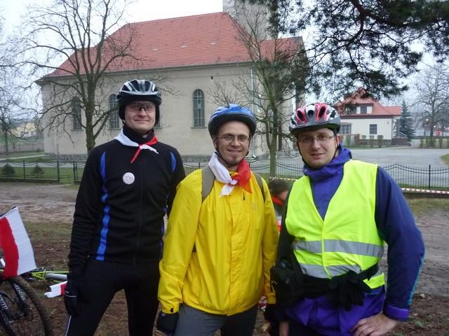 Brzoza Bydgoska - w tle Kościół Najświętszej Marii Panny Królowej Polski