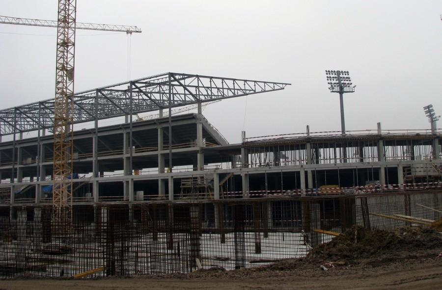 Stadion rośnie...