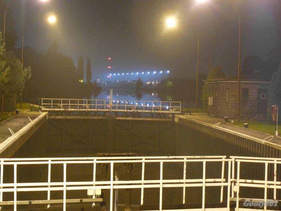 Śluza Łabędy by night ;)