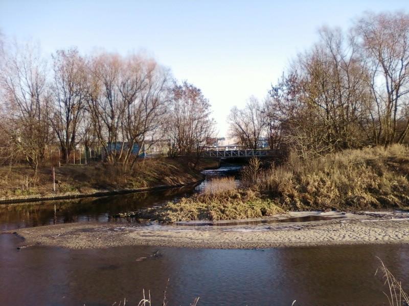 Spust wody z oczyszczalni ścieków