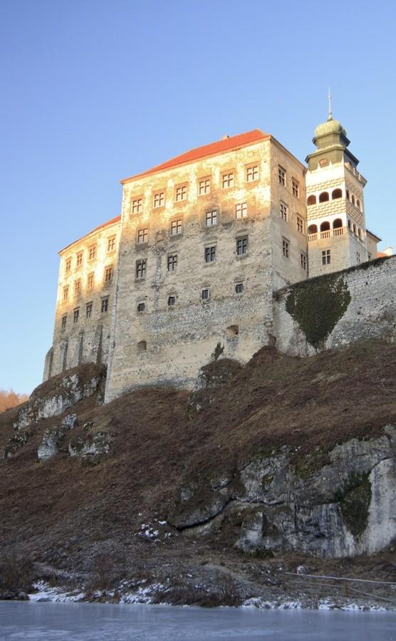 Mury zamku w Pieskowej Skale