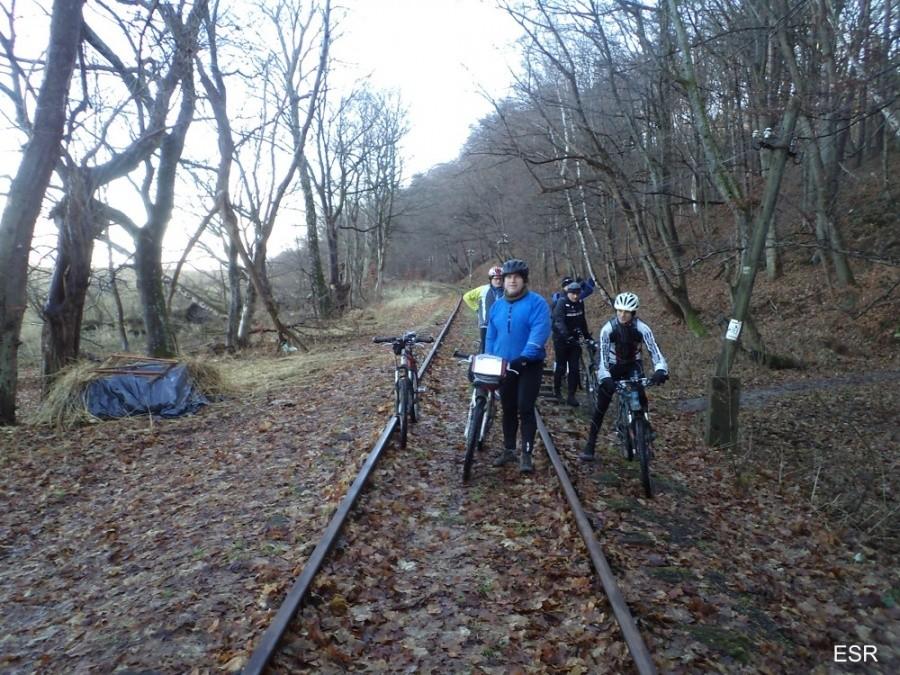 Ekipa na torach dawnej Kolei Nadzalewowej