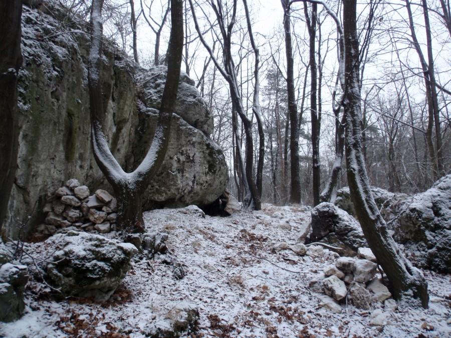 Liborac, skałki
