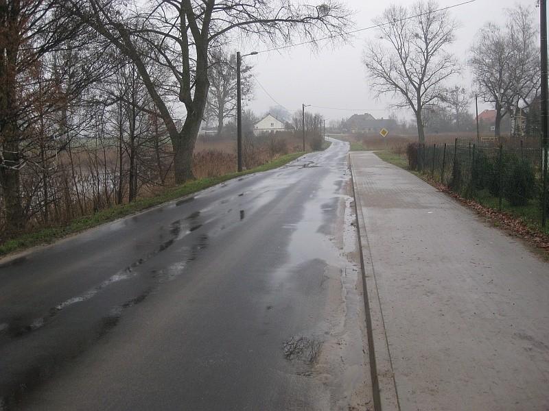 Karłowice - coraz mocniej zaczyna padać