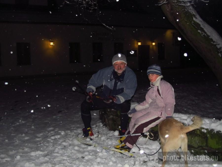 i znów w zamku po ciemku