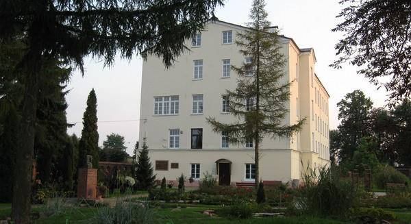 Odnowiony budynek Zespołu Szkół Rolniczych w Leśnej Podlaskiej