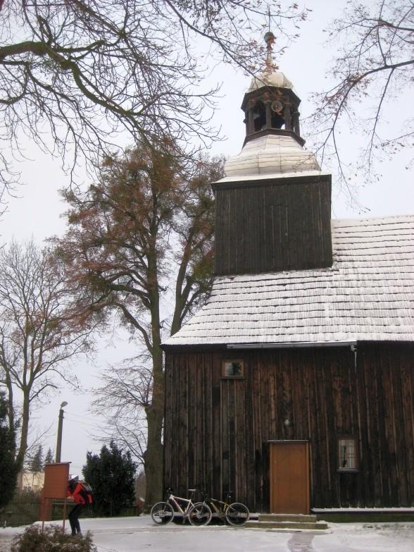 Długa Goślina - Stary drewniany kościół
