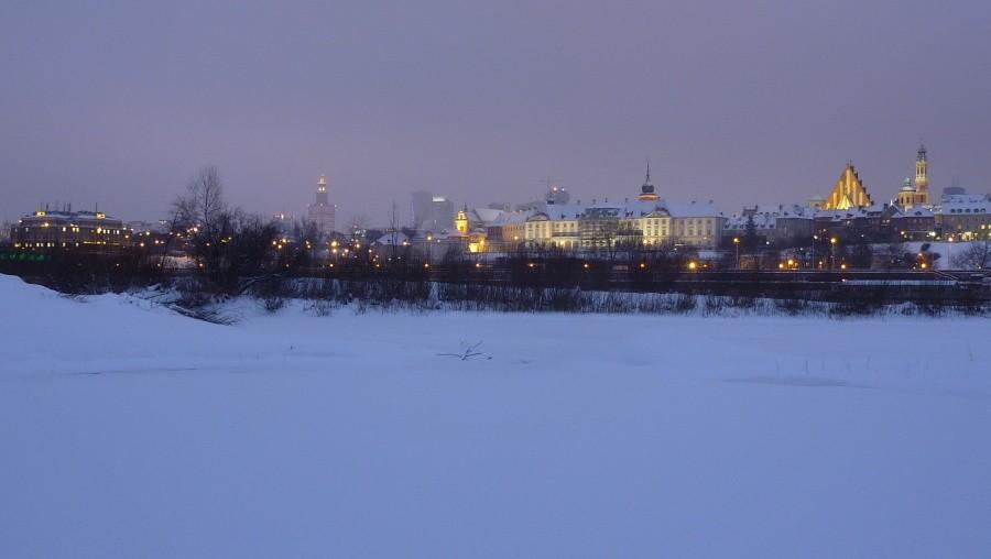 Warszawa widziana ze ścieżki nadwiślańskiej