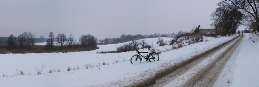 Zima w rejonie Jeziora Lusowskiego