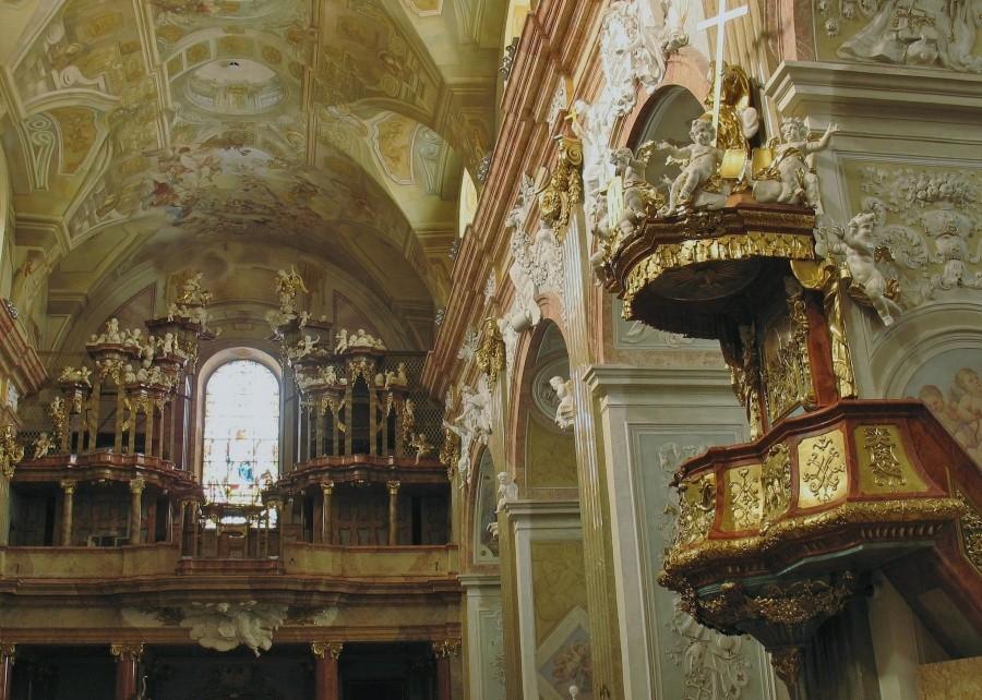 Velehrad – organy i ambona