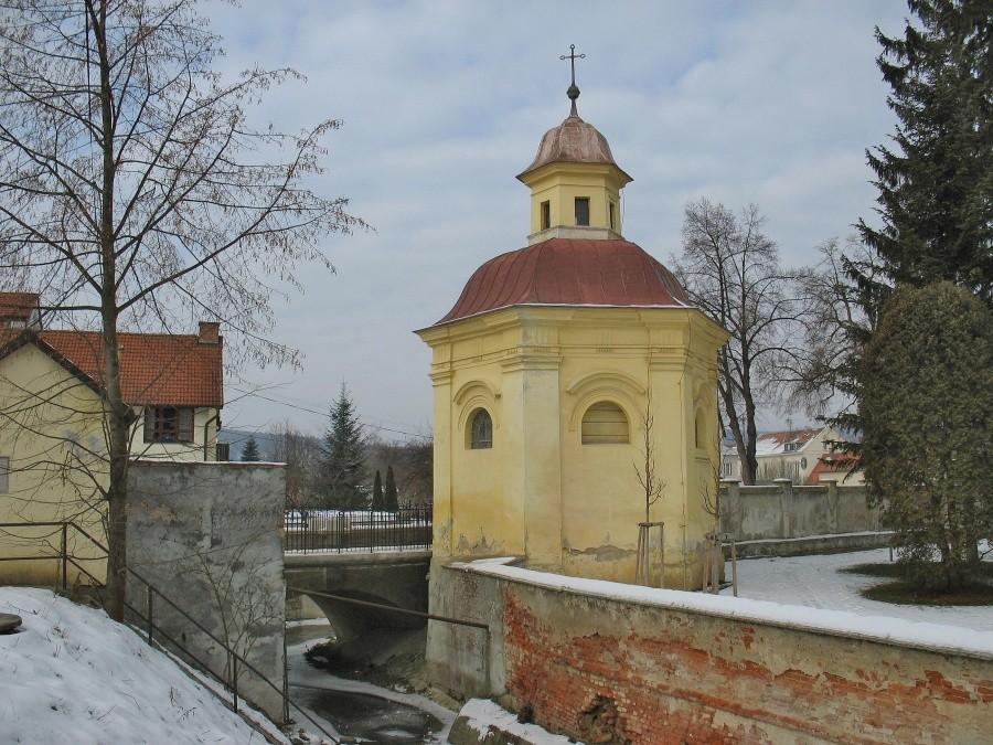 Velehrad – kaplica św. Jana przy moście nad potokiem Salaška