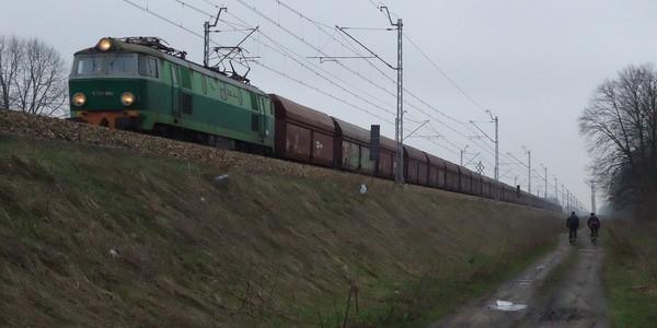 Wzdłuż torów do Porosiuk