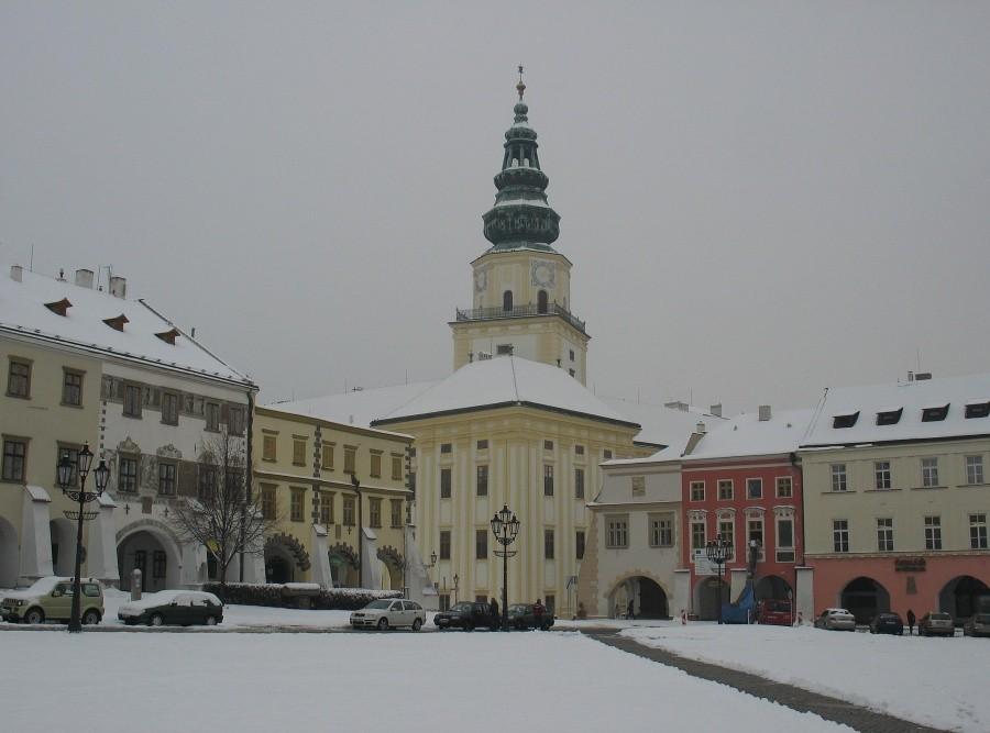 Kroměříž – rynek i wieża pałacu