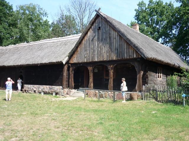 Dom wybudowany w stylu "mennonickim"