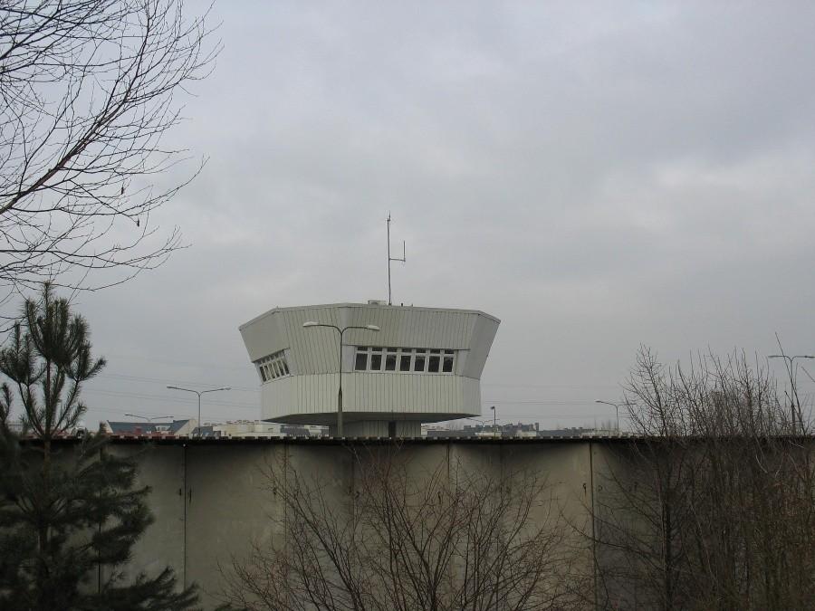 Mur i wieża