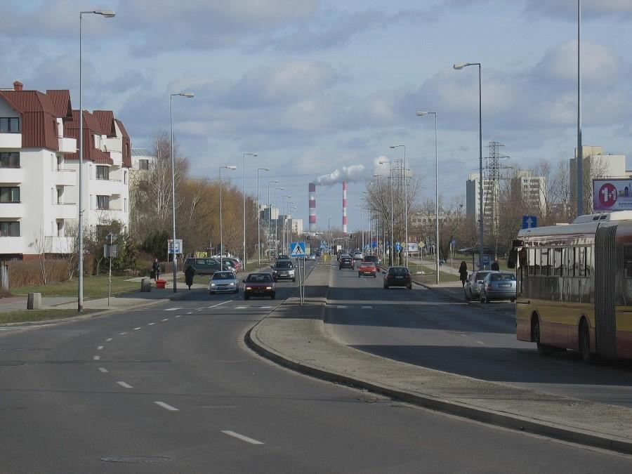 Kominy EC Siekierki wskazują kierunek wiatru