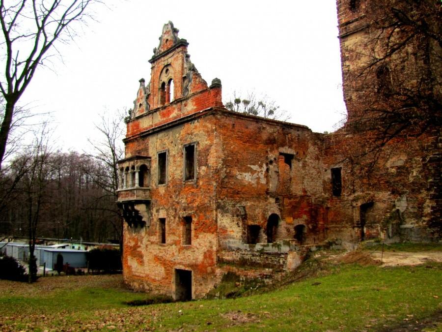 Kres świetności zamku położył pożar, który wybuchł w nocy z 8 na 9 stycznia 1931 roku.