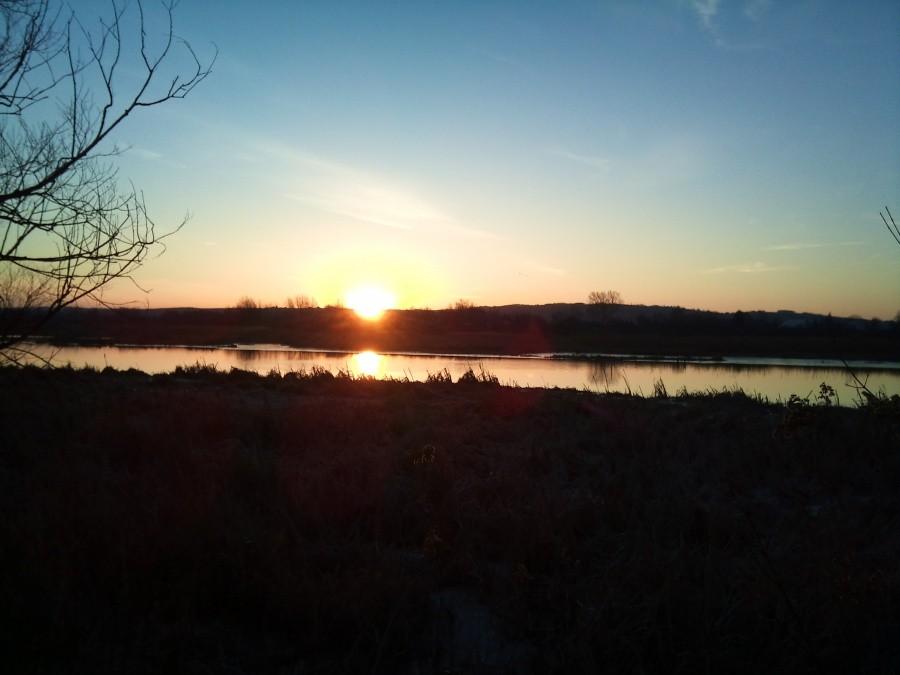 Poranek nad wodą.