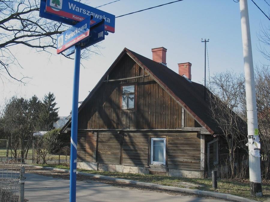 Chata na rogu ul. Świerkowej