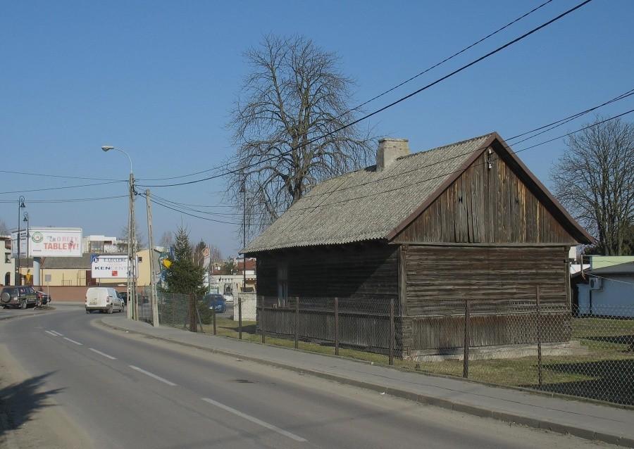 Skromna chata na ul. Skolimowskiej