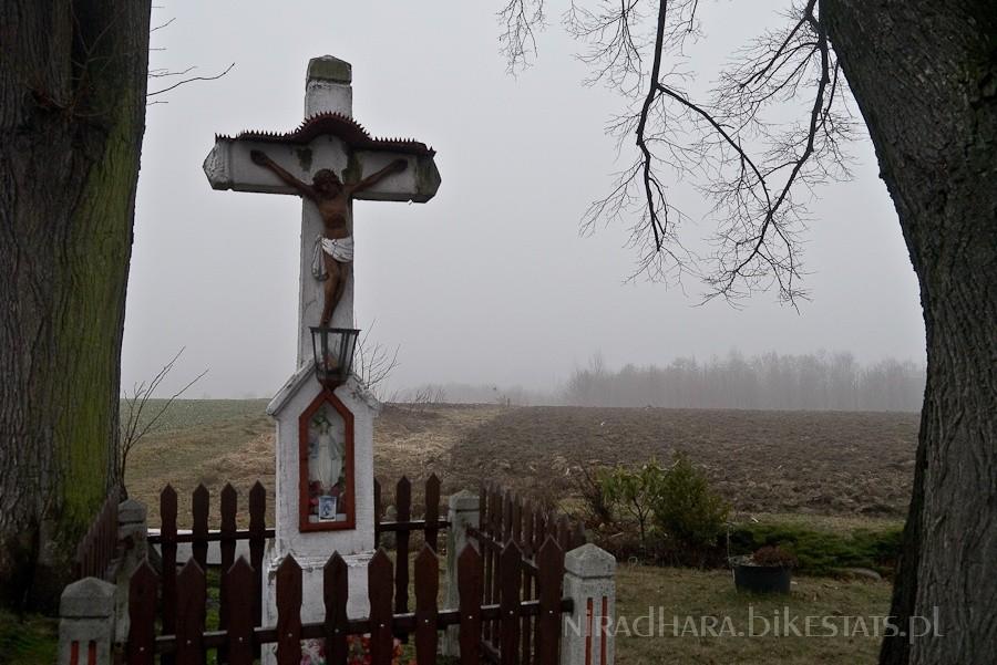przydrożna kapliczka