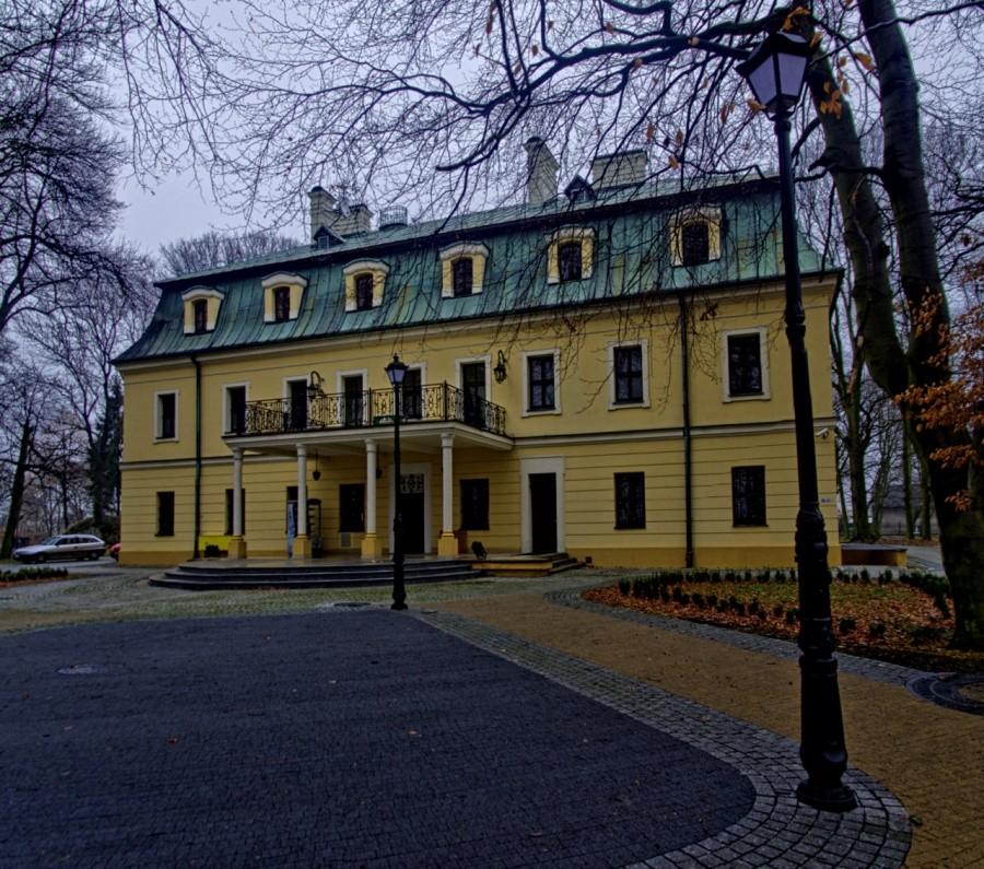 Pałac Warkoczów w Rybnej