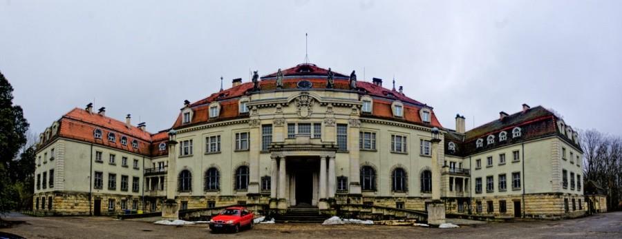 Technikum leśne w Brynku od frontu