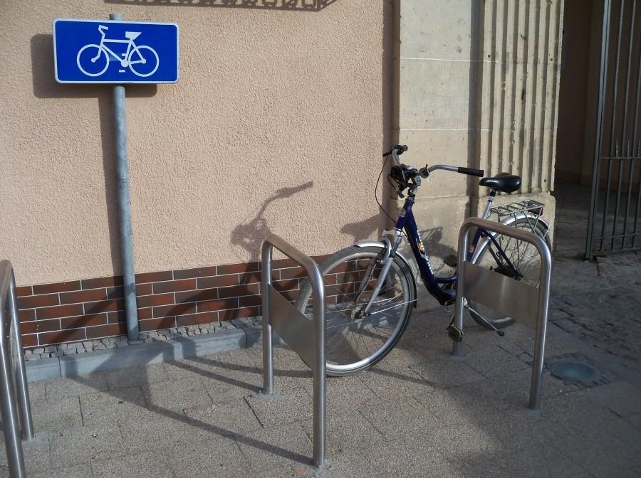 NIE WOLNO TAK PARKOWAĆ !