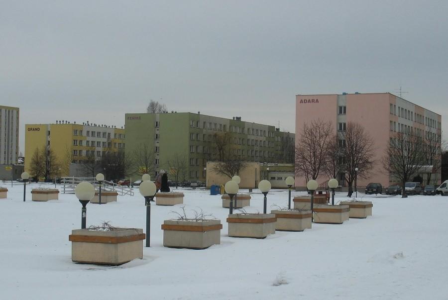 Grand, Feniks i Adara