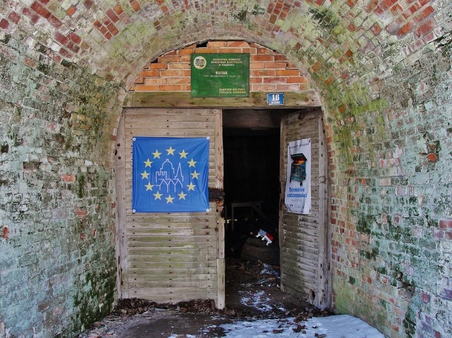 Wejście do wiatraka – XIX wieczny typu holenderskiego.
