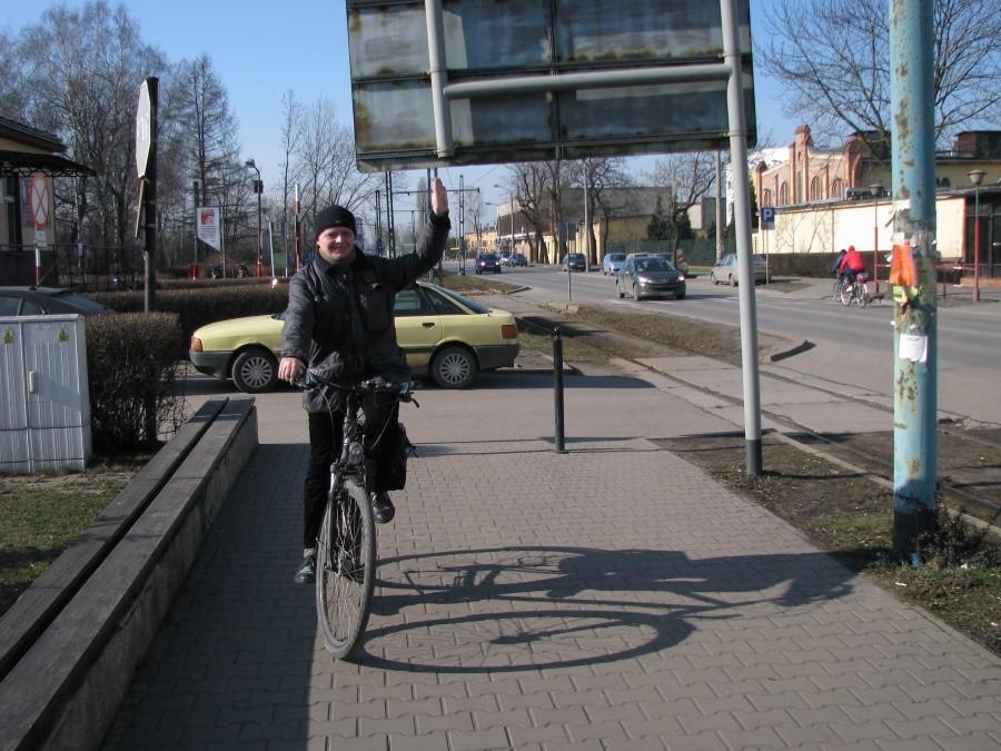 Podtrzymuje tablicę?