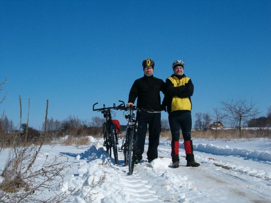 23.03.2013. Sobotnia rowerówka z Grześkiem po okolicznych wertepach.