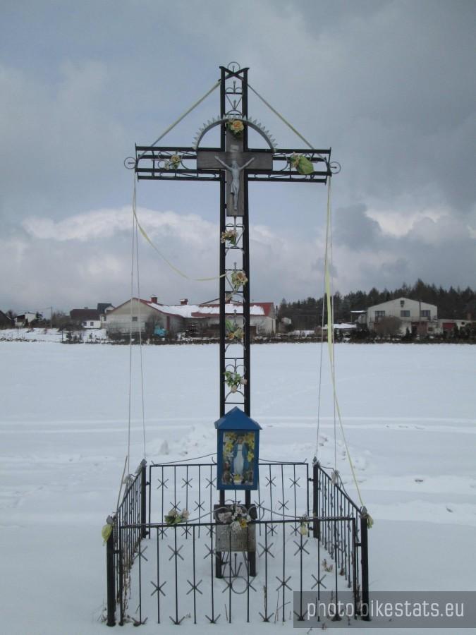Przydrożny krzyż
