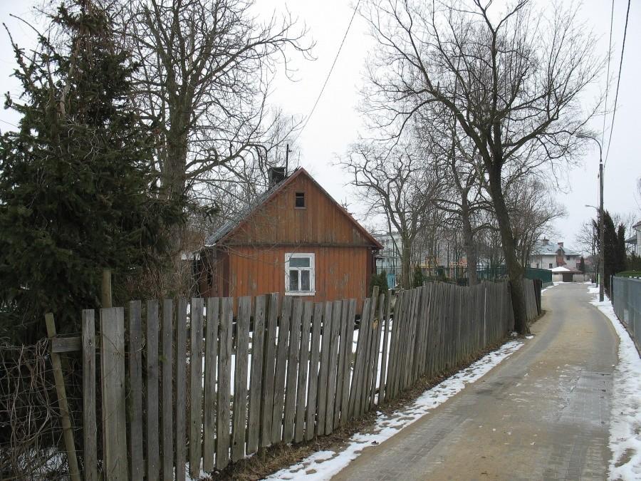 Powsinek – wiejski widok ul. Młocarni