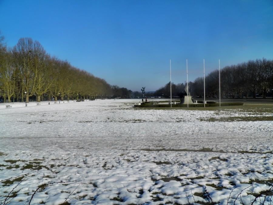 Jasne Błonia 3 kwietnia 13 r. a jest nadal zimowo.
