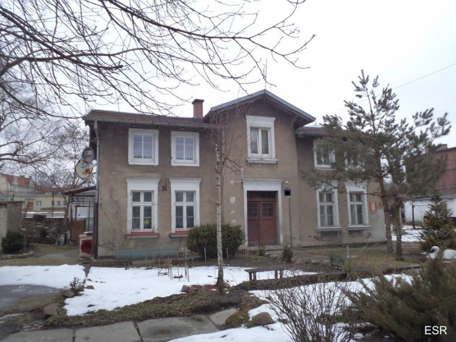 Pewien domek przy pewnej ulicy