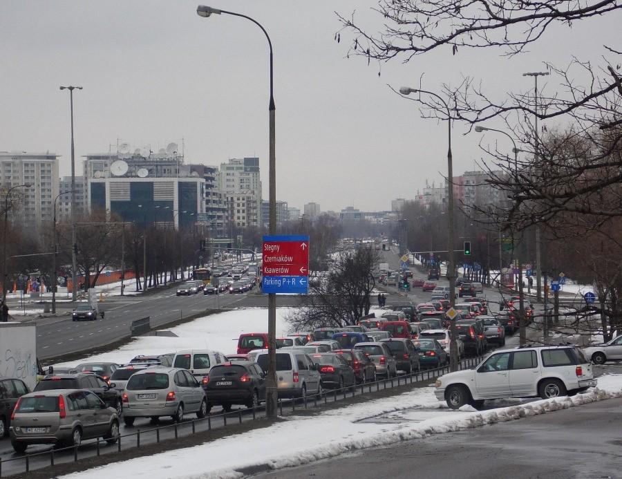 Widok z ul. Fosy przy kościele św. Katarzyny