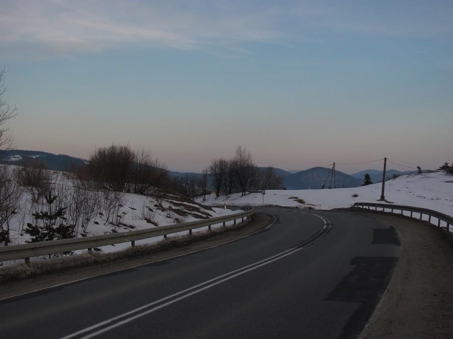 Ropska jak zwykle w śniegu