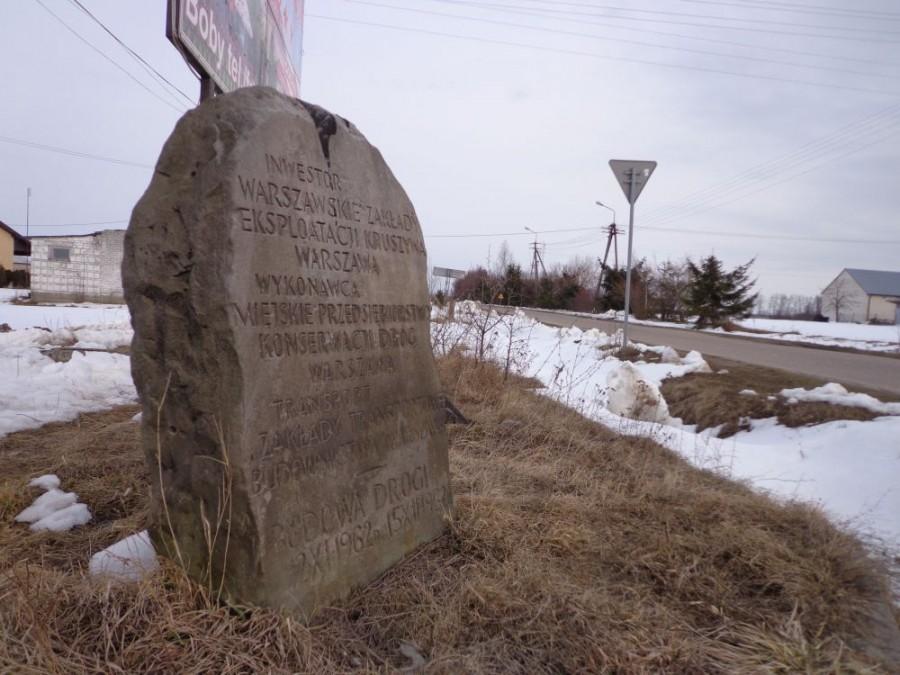 kamyk z budowy drogi z roku 1962