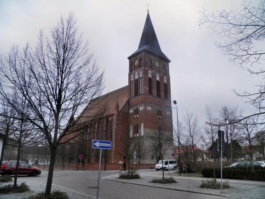 Ewangelicki kościół w centrum Pasewalku.
